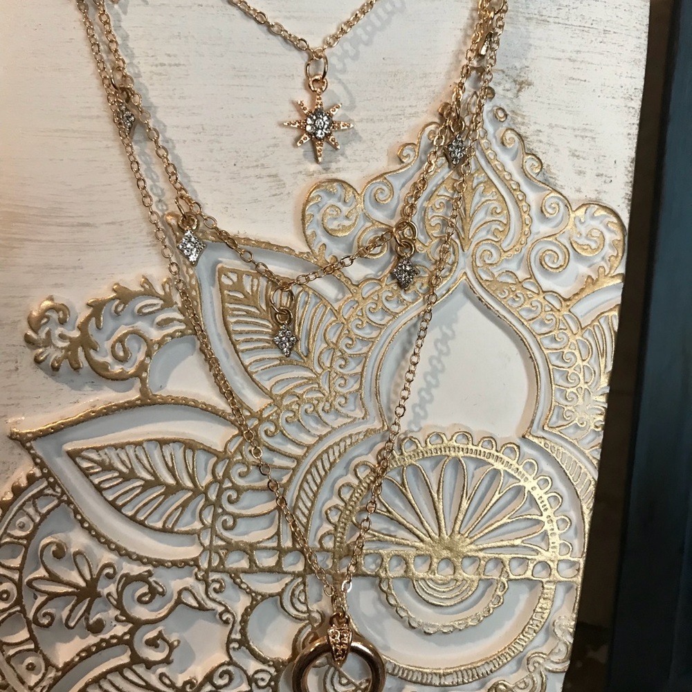 Boho crescent moon & Stars layered choker necklace - Picture 5 of 8